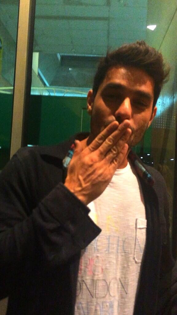 votediegogrossi's tweet photo. Aaah RT "@Free_Chiken: Beijo prôceis ☺️✌️😜😁 http://t.co/NXcDUxnZNx"