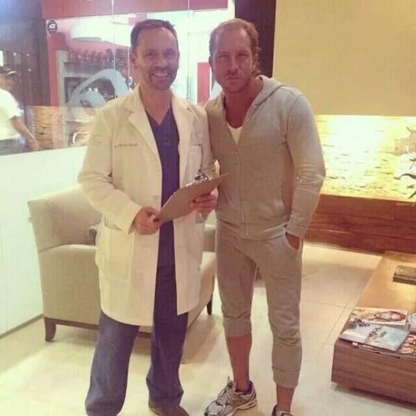AleaPRMex's tweet photo. Gracias a @ZerboniSalvador por visitar @MEICMEDSPA Santa Fe http://t.co/GtWYVOzPK4