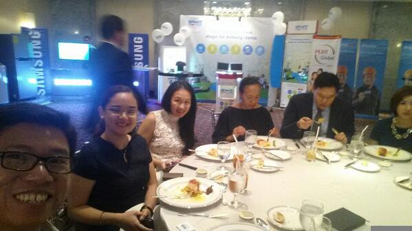 accarlos238's tweet photo. #expressalaga #smartpinoystore presscon launch #poweredbysamsung http://t.co/SstIUThYel