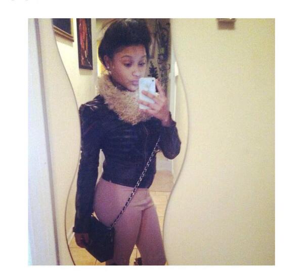 _brebvbyyy's tweet photo. "@BillyBoiMoney: I LOVE TEAM LIL BOOTY😘😍😘😍😘😍😘😍💯🍑🍑🍑🍑🍑🍑 QOUTE DIS WIT A SELIE ... IM RETWEETING ALL!!!!" http://t.co/Xn7wpQ8Z26