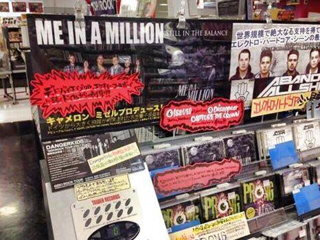 miamband's tweet photo. This...is so cool <3 @gowithmejapan #meinamillion #rock #metal #love #redfieldrecords #music http://t.co/zY2LH3gXyU