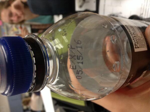eau_my's tweet photo. Tap water doesn't expire! #gross #TapIsSuperior #YOLO http://t.co/ZTqgt0QsuO