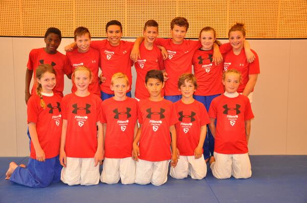 JudoGoes U12 U15 en U18 selectie sinds gisteren in nieuwe <a href="/UnderArmour/">Under Armour</a> shirts. Thanks <a href="/Fitland_Zeeland/">Fitland XL Goes</a> &amp; FysioForYou