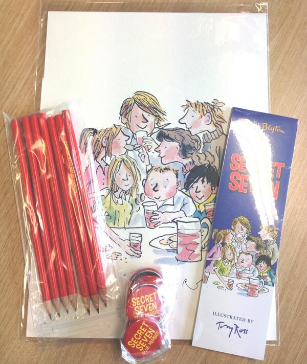 BlytonOfficial's tweet image. PEOPLE OF TWITTER. RT &amp;amp; follow by 6pm tonight to win a signed, numbered Tony Ross Secret Seven print plus goodies!