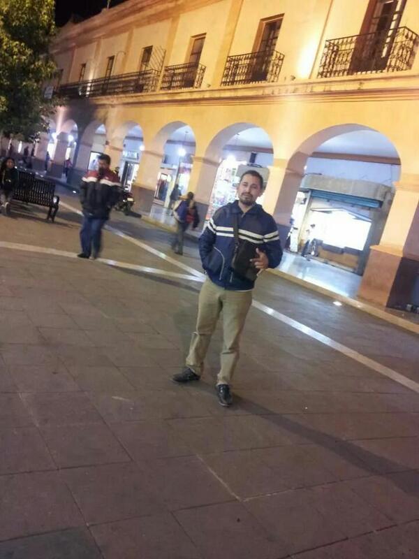 chinofugar's tweet photo. Asi es mi @TolucaLaBellaMX de noche se los recomiendo de lujo #CentroHistorico http://t.co/EZeu5EgQGI