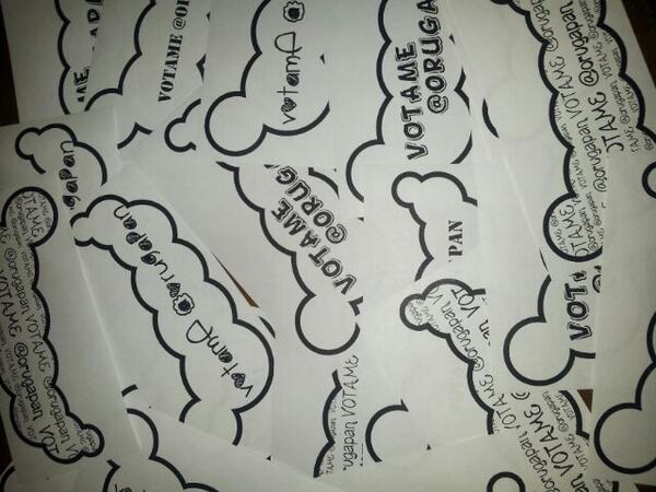 OrugaPan's tweet photo. Tarjetas para #Pancoe http://t.co/qXS2dY605I