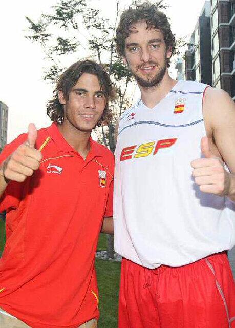 fi_sonic's tweet image. "@paugasol: Happy birthday to my good friend @RafaelNadal ! Enjoy your day and always sending my best wishes to you!!