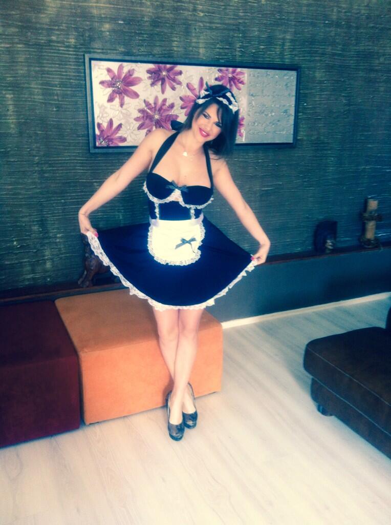 Who need a housekeeping ? Cause i am really naughty today :)kisses !!! http://t.co/CVroKvLP51
