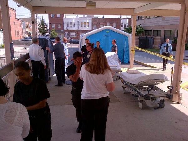 PPDJohnStanford's tweet photo. @PhillyPolice Explorers participating in a disaster drill @MethodistHospit this morning. #FuturePPD #ThanksExplorers http://t.co/T3HrFuFykg