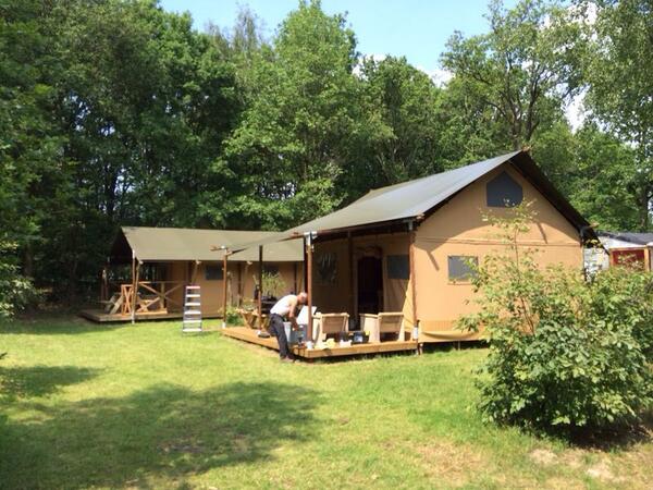YALAlodges's tweet photo. Op en top luxe glamping, dat wordt een topvakantie op @LandClubRuinen #safaritent #safarilodge #glamping2014 http://t.co/CutHqy0kMD