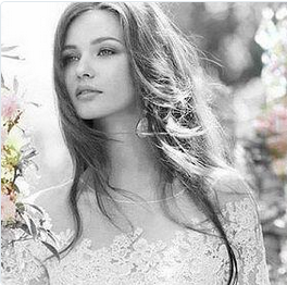 annatyumerova's tweet photo. А стоит ли кого-то осуждать?За их ошибки в жизни и падения.Мы все умеем падать,к сожалению.Не все умеем руку подавать http://t.co/1neLHF00Hw
