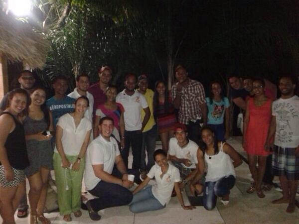 rotaractm2m's tweet photo. #latepost compartir con Pimentel. Un junte para la historia. http://t.co/wVLTDzOprb