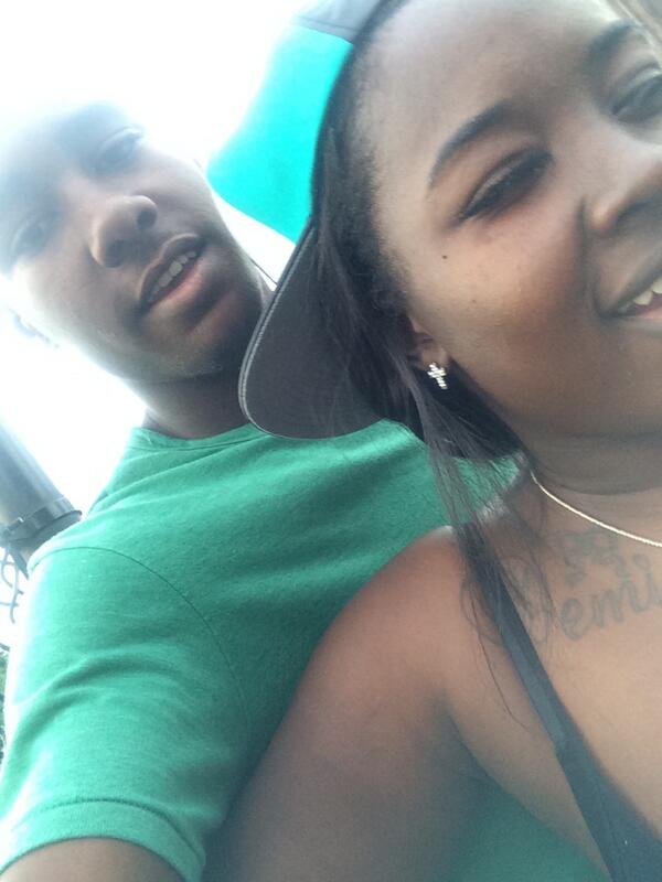 DCool_17's tweet image. Why They On My Phone Tho 😳😳😕😕😕 #ToeUp⬆️