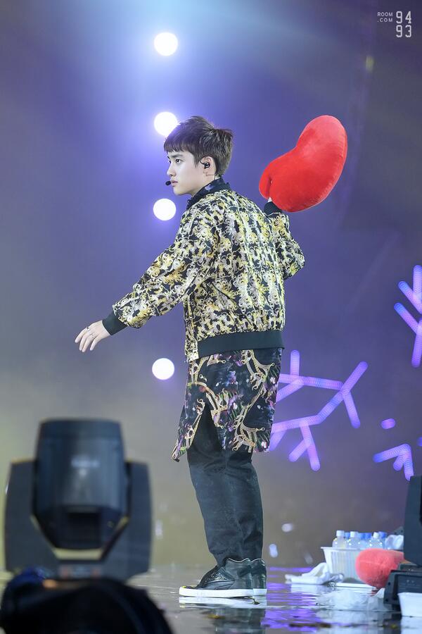 Kyungsoo4ever's tweet photo. [HQ] 140601 #LOSTPLANETinHONGKONG - D.O. cr:9493_room #5
-Pororo http://t.co/CPJAY7oU57
