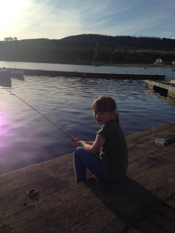 MegBuchananbeau's tweet photo. @McSooze @mkavanagh2 - great night at new angling class at lochore #angling🎣 http://t.co/5Vz1fIbq7C