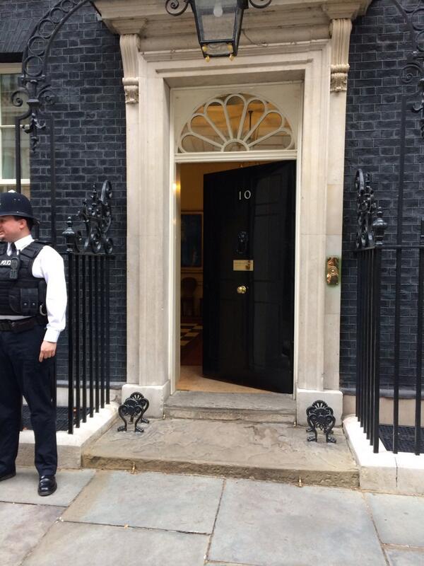 Priyatx's tweet photo. @Smiletrain event tonight at No 10 marking 1 million cleft palate / lip surgeries globally http://t.co/Y3CxQ0zyOR http://t.co/GtjAz27i8V