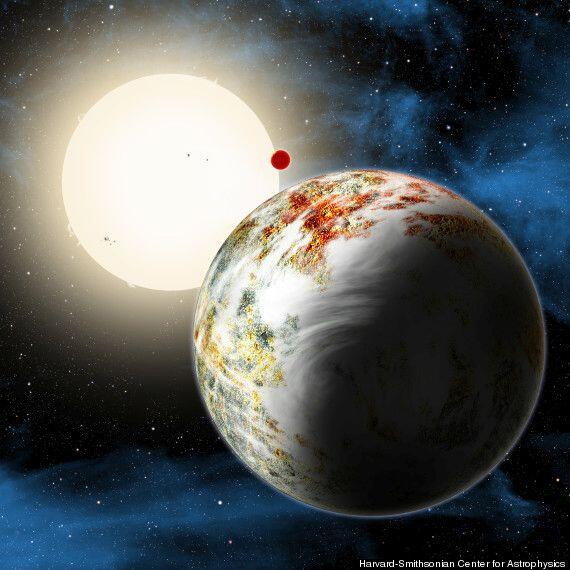 amhaunted's tweet photo. Enormous rocky planet #Kepler10C shouldn't exist - maybe it has enormous rocky people on it? http://t.co/WamXZurfg2 http://t.co/dbXDZU3qvq
