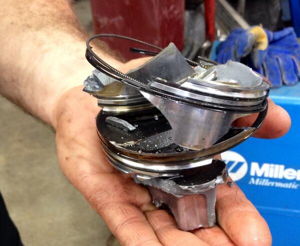 CJFPerformance's tweet image. something went catastrophically wrong #pistonproblems