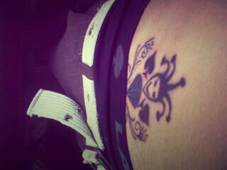 JeffVinem's tweet photo. @fotosDeTatuje yo me hice primero el tatuaje B-) no el joto de Justin http://t.co/v908aho28g