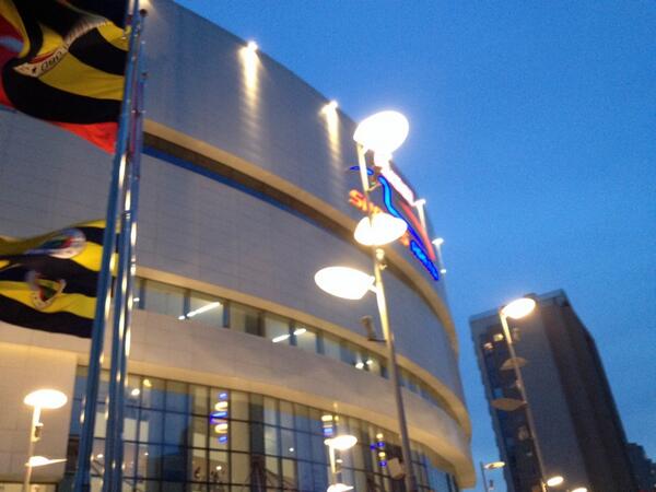 I'm at Ülker Sports Arena - <a href="/ulkersportarena/">Ülker Spor&Etkinlik</a> for Fenerbahçe Ülker V... 4sq.com/1iPW6Rc