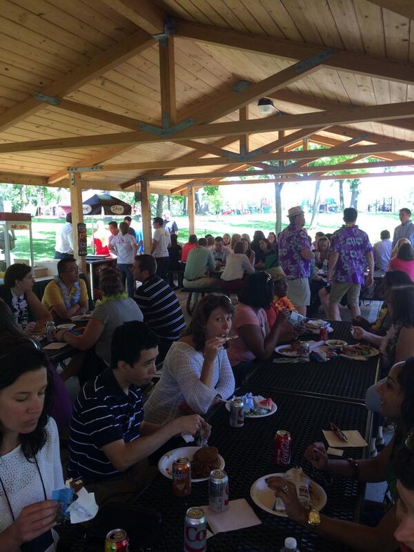 jennanbaker's tweet photo. Company picnicing http://t.co/4rmIFu6QH1