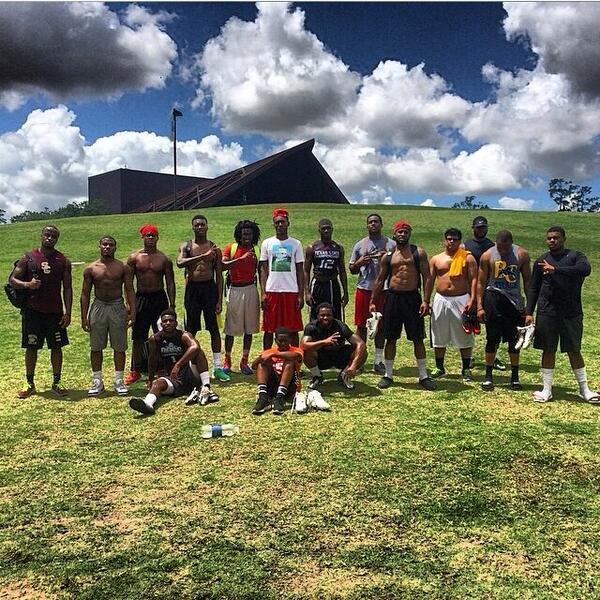 Ikenna94's tweet image. My crew getting it in every morning, what's your excuse?? #FSPelite @FSperformHTX