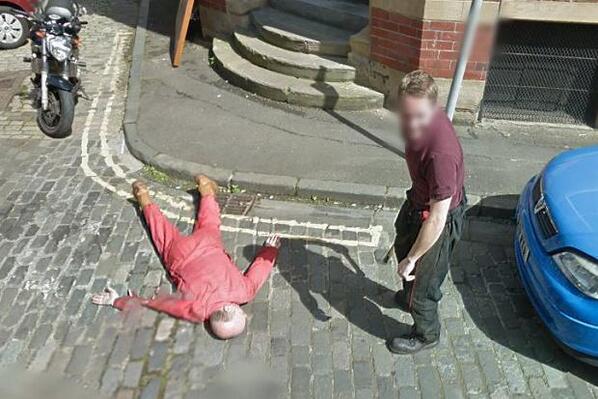 Google Street View user called the police after stumbling upon an apparent murder thetim.es/U8vFRJ