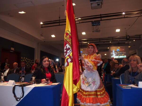 Fabuloso paseo de banderas de los países participantes en el XLI ClacSkal Sudamericano del <a href="/SkalBogota/">Skål Bogotá</a> 2014