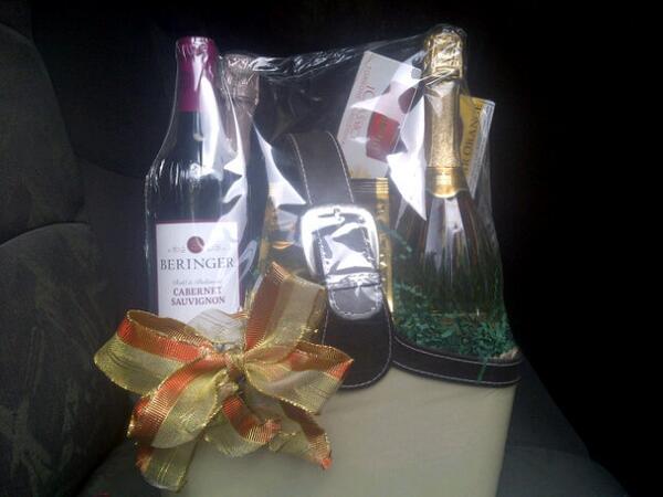 juanml1's tweet photo. Un regalo para la mujer q mas quiero en este mundo http://t.co/dB4wdcaexD