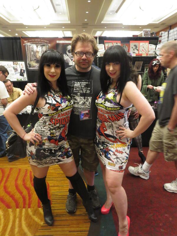 desperatevision's tweet photo. Desperate Visions Productions meets The Twisted Twins.Mondo Sacramento 1 and 2 on tour. #crypt14 http://t.co/X368XyiJXX