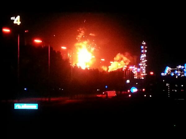 RTLnieuws met beeld van #moerdijk