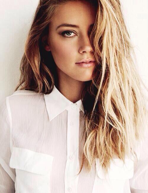 PostBadCeleb_'s tweet photo. Amber Heard. http://t.co/yh65zjOcsH