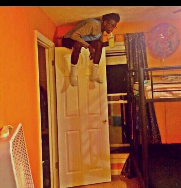 ComicaIGenius's tweet photo. When the spider you tryna catch gets away http://t.co/wKXMQXlRwq