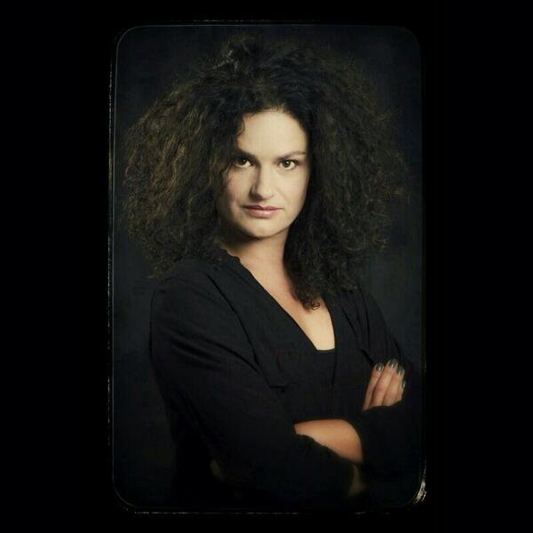AnaDevis's tweet photo. Ya casi lista para presentarles mi expo #SUJETOALOBJETO en @Lalocalidad  desde el jueves 5 al 26 de junio http://t.co/5L6koayM3I