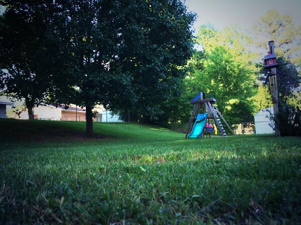 theAlanAffect's tweet photo. Achievement Unlocked: Children's Imagination Space Manicured! http://t.co/vPoktgFUxP