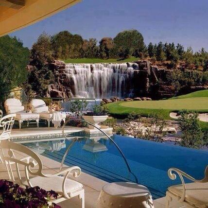 07وقت الفزاعة tweet media