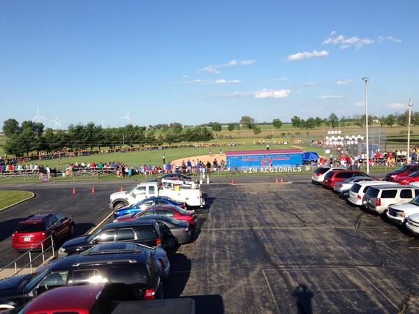 Incredible atmosphere at the Softball Regionals tonight! Panther Pride was everywhere! Great job Elwood fans!!