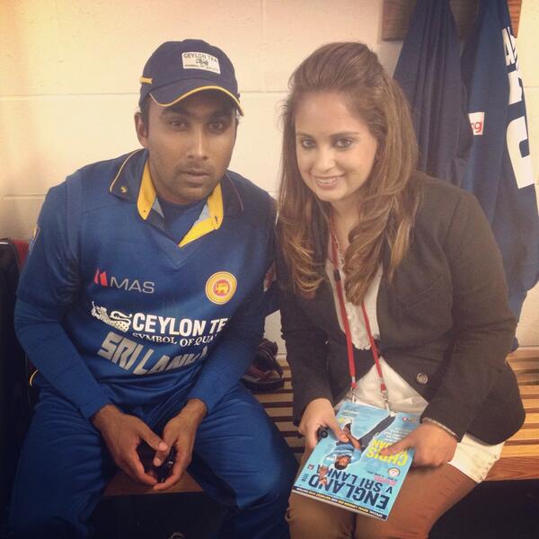 EmbJournalist's tweet photo. #SriLanka beat #England in #royallondon @Edgbastonmeet read it in AW &amp; what @MahelaJay &amp; @LMalinga said @OfficialSLC http://t.co/4kUgVfyJ5L