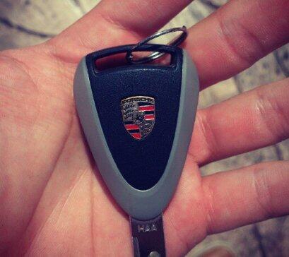 Alejandro7God's tweet photo. La #Porsche *-* http://t.co/2F9fr6HJEj