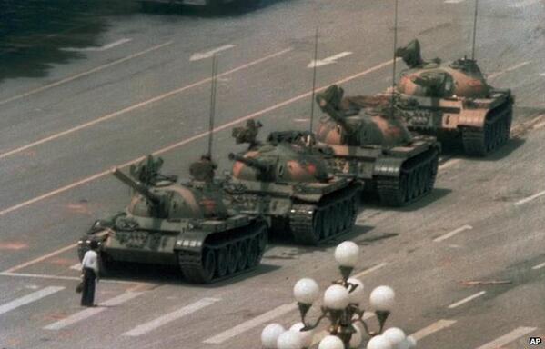 This brings to an end our #Tiananmen89 tweets. The iconic "tank man" image came on 5 June, 1989
