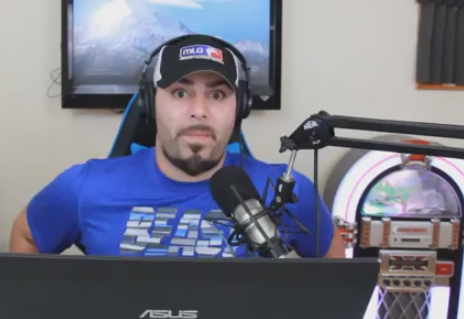 Tanzer's tweet image. When the troll of all trolls gets trolled.