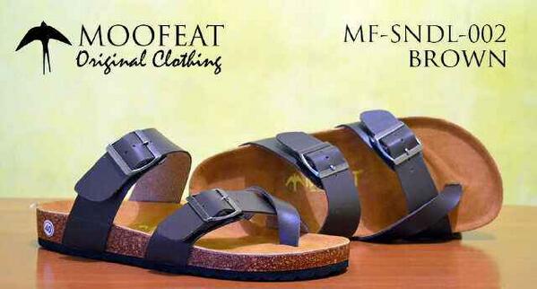 sapatoes's tweet photo. #Moofeat #Sandal #Kulit No.40-44 #190RIBU http://t.co/jAYPSxvKS3