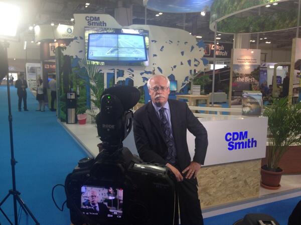 CDMSmith's tweet image. Go Pete! RT @StephScott88 @CDMSmith Pete Tunnicliffe filming our #SIWWPledge video message #waterorg #cdmsmith #siww
