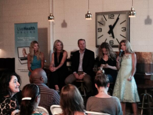 TastemakerMom's tweet image. Great event tonight at @Palihouse for @GetLiveHealth !  Thanks for including us #LHOMoms