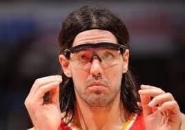 Not Luis Scola tweet media