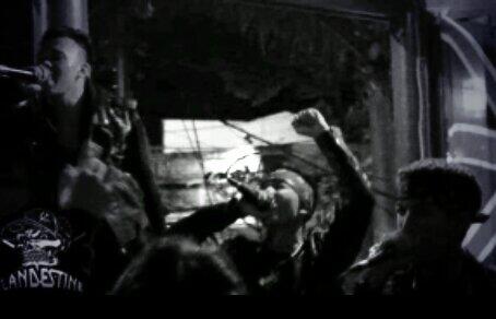 Live at <a href="/The_Weedoor/">The Weedoor</a> anivversary :)