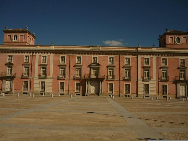 AsocPromoCultur's tweet image. Buenos días!  Hoy en #conocemassobre hablamos sobre la arquitectura del #PalacioDeBoadilla #visitasguiadas