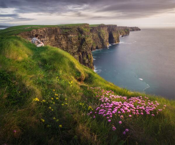 Gabriele_Corno's tweet photo. Cliffs of Moher, Ireland by Daniel Korzhonov #inspiration #CGE #Spring #infinity http://t.co/rtaS7EBXLe