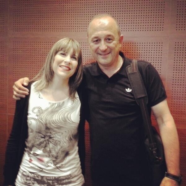 originalmery's tweet photo. Visita sorpresa ayer de @arandaplus!!! Grandísimo profesional!! Muchísimas gracias! http://t.co/t3D2xzKWTq