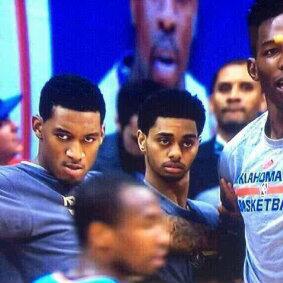 Gig_Rockers's tweet photo. When your crush tweets they single... http://t.co/ToLPmzXULf